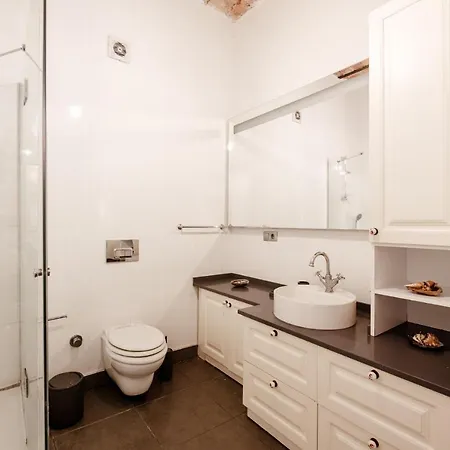 Charming Flat W 8 Min To Galata Tower In Beyoglu * Isztambul
