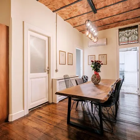 Charming Flat W 8 Min To Galata Tower In Beyoglu *
